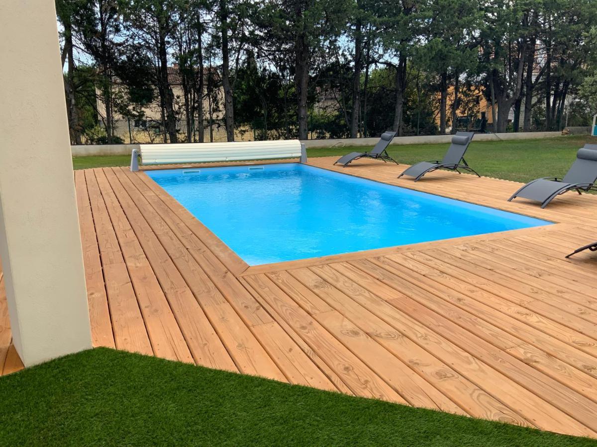 Gite Les Oliviers 10 Pers Piscine Au Calme 4 Etoiles Saint-Laurent-la-Vernède Dış mekan fotoğraf