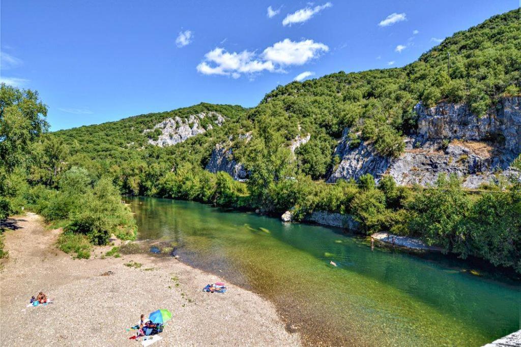 Gite Les Oliviers 10 Pers Piscine Au Calme 4 Etoiles Saint-Laurent-la-Vernède Dış mekan fotoğraf